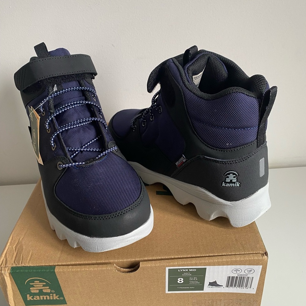 Brand New- Kamik Kids' Lynx Mid Black and Blue Shoes